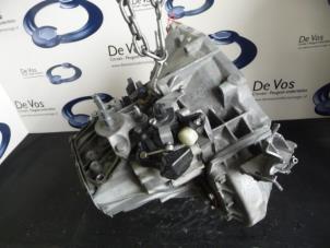 Gebruikte Versnellingsbak Peugeot 3008 I (0U/HU) 2.0 HDiF 16V Prijs € 700,00 Margeregeling aangeboden door De Vos Autodemontagebedrijf