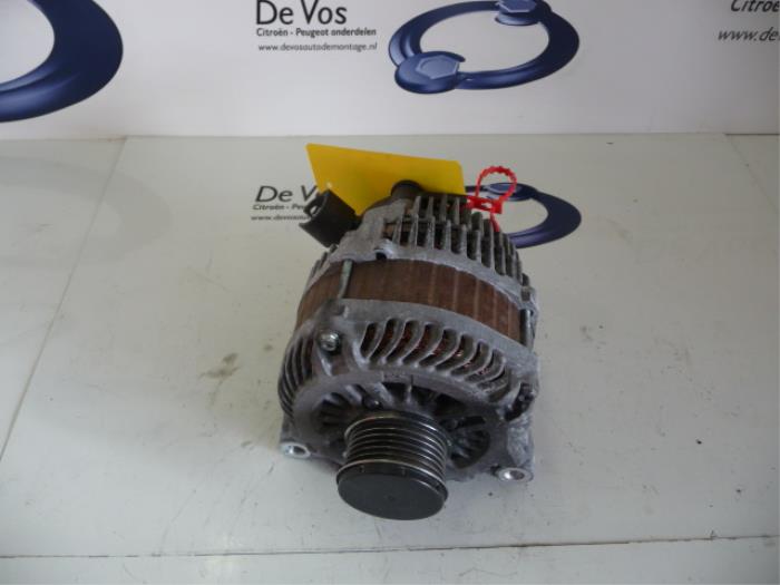 Gebruikte Dynamo Citroen C4 Picasso (UD/UE/UF) 2.0 HDiF 16V 135 Prijs € 70,00 Margeregeling aangeboden door De Vos Onderdelen