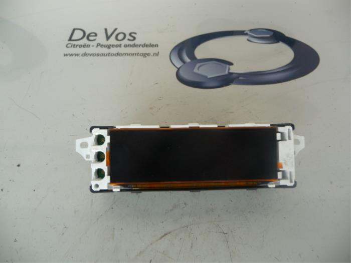 Gebruikte Display Interieur Peugeot 308 (4A/C) 1.6 VTI 16V Prijs € 70,00 Margeregeling aangeboden door De Vos Onderdelen