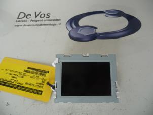 Gebruikte Display Interieur Peugeot 308 CC (4B) 1.6 16V GTI Prijs € 100,00 Margeregeling aangeboden door De Vos Onderdelen