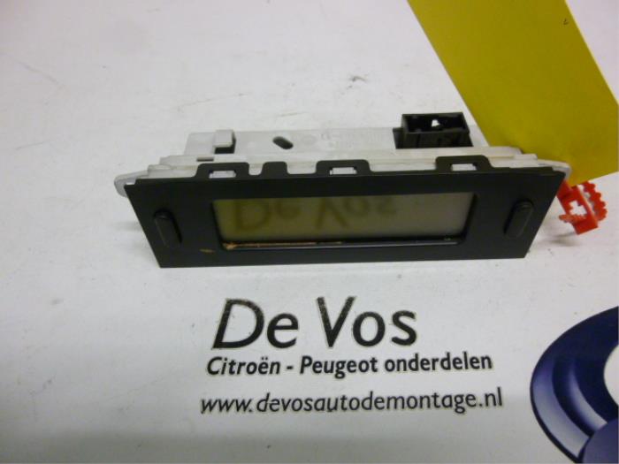 Gebruikte Display Interieur Citroen C8 (EA/EB) 2.0 HDi 16V Prijs € 70,00 Margeregeling aangeboden door De Vos Onderdelen