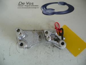 Gebruikte Motorrubber Peugeot 207 Prijs € 10,00 Margeregeling aangeboden door De Vos Onderdelen