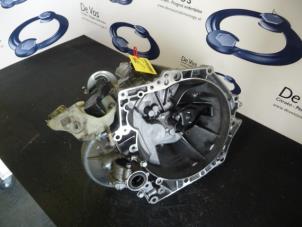Gebruikte Versnellingsbak Peugeot 207/207+ (WA/WC/WM) 1.6 HDi 16V Prijs € 450,00 Margeregeling aangeboden door De Vos Onderdelen