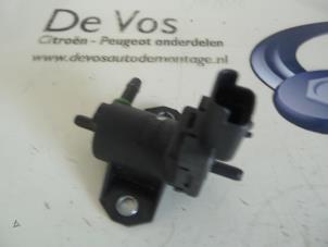 Gebruikte Vacuum ventiel Peugeot 508 SW (8E/8U) 1.6 e-HDi 16V Prijs € 10,00 Margeregeling aangeboden door De Vos Autodemontagebedrijf