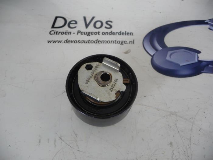 Gebruikte Spanrol Distributieriem Peugeot 208 Prijs € 25,00 Margeregeling aangeboden door De Vos Onderdelen