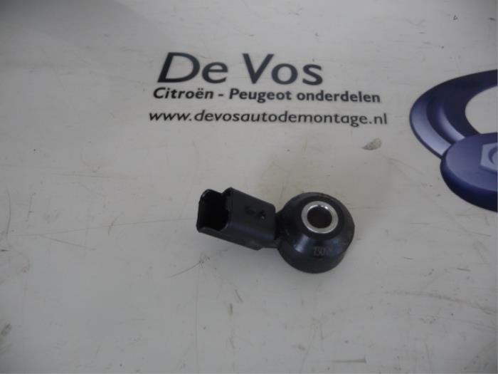 Gebruikte Klopsensor Peugeot 208 I (CA/CC/CK/CL) 1.2 Vti 12V PureTech 82 Prijs € 10,00 Margeregeling aangeboden door De Vos Onderdelen
