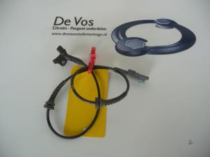 Gebruikte ABS Sensor Citroen DS4 (NX) 1.6 e-HDi 16V 115 Prijs € 25,00 Margeregeling aangeboden door De Vos Autodemontagebedrijf