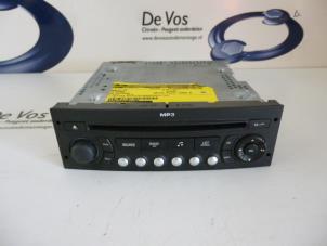Gebruikte Radio CD Speler Citroen C4 Picasso (UD/UE/UF) 1.6 HDi 16V 110 Prijs € 50,00 Margeregeling aangeboden door De Vos Autodemontagebedrijf