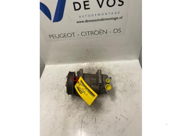 Gebruikte Aircopomp Peugeot Bipper (AA) 1.4 HDi Prijs € 160,00 Margeregeling aangeboden door De Vos Onderdelen