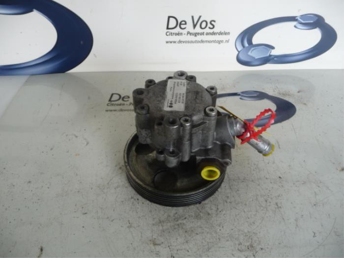 Gebruikte Servopomp Citroen C5 II Berline (RC) 1.6 HDiF 16V Prijs € 70,00 Margeregeling aangeboden door De Vos Onderdelen