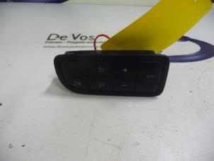 Gebruikte Schakelaar Citroen Nemo (AA) 1.4 HDi 70 Prijs € 25,00 Margeregeling aangeboden door De Vos Onderdelen