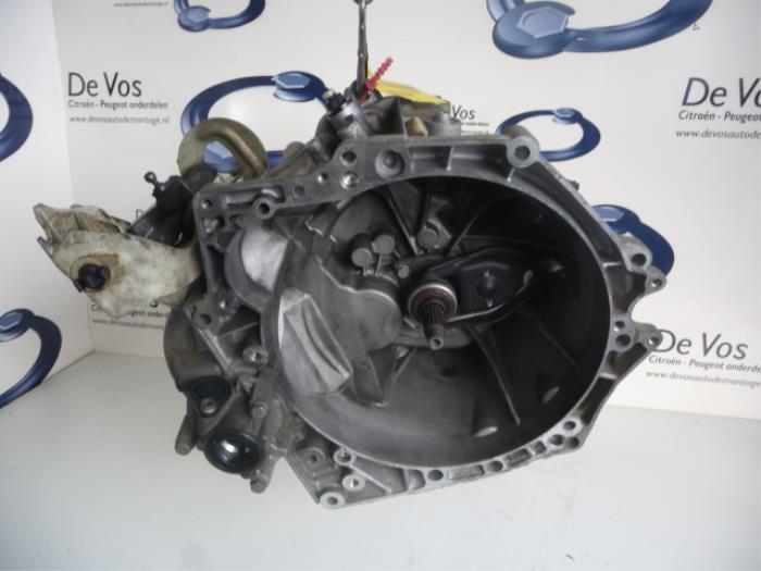 Gebruikte Versnellingsbak Peugeot 207/207+ (WA/WC/WM) 1.6 HDi 16V Prijs € 450,00 Margeregeling aangeboden door De Vos Onderdelen