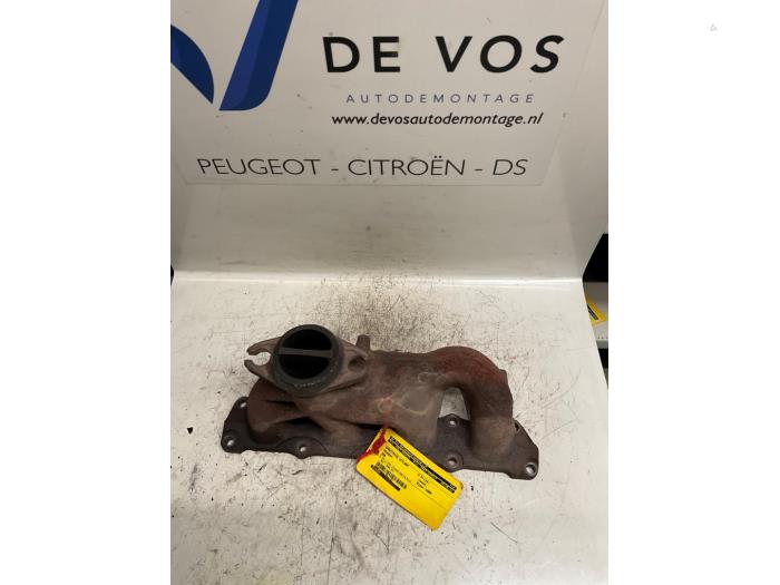Gebruikte Uitlaatspruitstuk Peugeot 406 (8B) 2.0 16V ST,SV Prijs € 70,00 Margeregeling aangeboden door De Vos Onderdelen