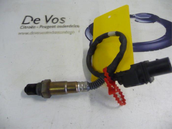 Gebruikte Lambda Sonde Peugeot 308 (L3/L8/LB/LH/LP) 1.6 HDi Prijs € 45,00 Margeregeling aangeboden door De Vos Onderdelen