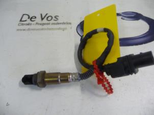 Gebruikte Lambda Sonde Peugeot 308 (L3/L8/LB/LH/LP) 1.6 HDi Prijs € 45,00 Margeregeling aangeboden door De Vos Onderdelen