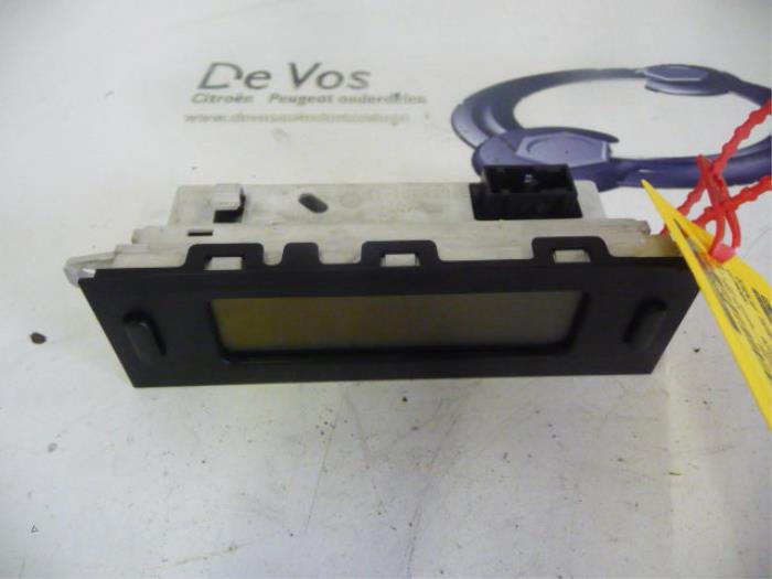 Gebruikte Display Interieur Citroen C8 (EA/EB) 2.0 HDi 16V Prijs € 70,00 Margeregeling aangeboden door De Vos Onderdelen