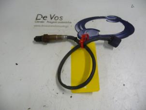 Gebruikte Lambda Sonde Peugeot 308 (4A/C) 1.6 16V GTI Prijs € 70,00 Margeregeling aangeboden door De Vos Onderdelen