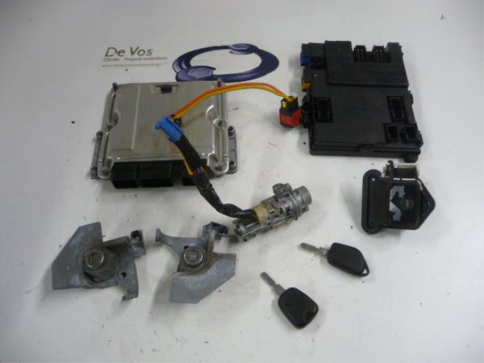Gebruikte Computer Motormanagement Peugeot 406 Coupé (8C) 2.2 HDI 16V FAP Prijs € 250,00 Margeregeling aangeboden door De Vos Onderdelen