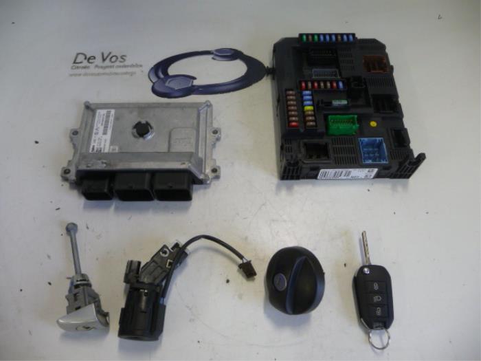 Computer Motormanagement Peugeot 208 (Gebruikt)