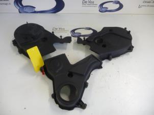 Gebruikte Distributiedeksel Citroen C5 Prijs € 45,00 Margeregeling aangeboden door De Vos Onderdelen