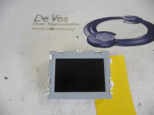 Gebruikte Display Interieur Peugeot 3008 Prijs € 90,00 Margeregeling aangeboden door De Vos Autodemontagebedrijf