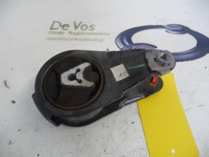 Gebruikte Motorrubber Peugeot 3008 Prijs € 15,00 Margeregeling aangeboden door De Vos Onderdelen