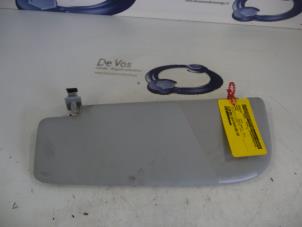 Gebruikte Zonneklep Peugeot Bipper Prijs € 20,00 Margeregeling aangeboden door De Vos Onderdelen