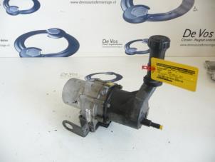 Gebruikte Servopomp Peugeot 3008 Prijs € 160,00 Margeregeling aangeboden door De Vos Onderdelen