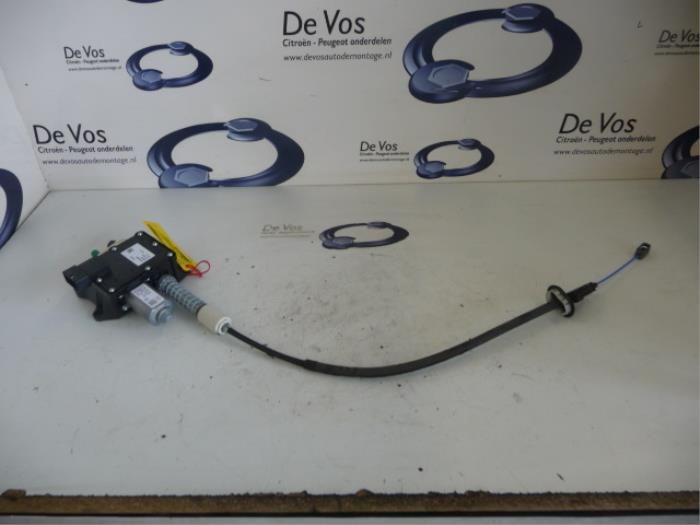 Gebruikte Handrem motor Citroen DS4 Prijs € 200,00 Margeregeling aangeboden door De Vos Onderdelen
