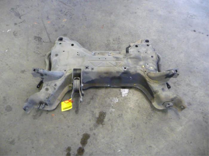 Gebruikte Subframe Citroen DS4 Prijs € 200,00 Margeregeling aangeboden door De Vos Onderdelen
