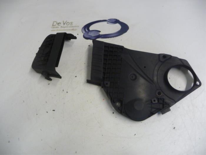 Gebruikte Distributiedeksel Peugeot 206 (2A/C/H/J/S) 1.4 XR,XS,XT,Gentry Prijs € 20,00 Margeregeling aangeboden door De Vos Onderdelen