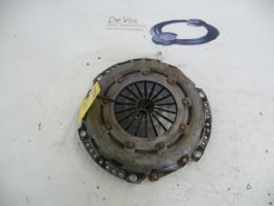 Gebruikte Koppelingsset (compleet) Citroen C3 Picasso Prijs € 100,00 Margeregeling aangeboden door De Vos Onderdelen