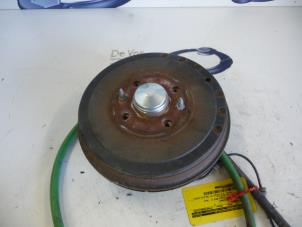 Gebruikte Remtrommel achter Citroen Nemo Prijs € 100,00 Margeregeling aangeboden door De Vos Onderdelen