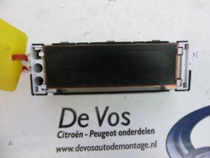 Gebruikte Display Interieur Peugeot Expert (G9) 1.6 HDi 90 Prijs € 70,00 Margeregeling aangeboden door De Vos Onderdelen