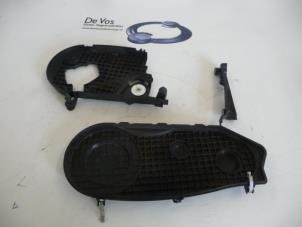 Gebruikte Distributiedeksel Citroen C5 Prijs € 45,00 Margeregeling aangeboden door De Vos Onderdelen