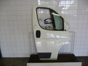 Gebruikte Portier 4Deurs rechts-voor Peugeot Boxer Prijs € 200,00 Margeregeling aangeboden door De Vos Onderdelen