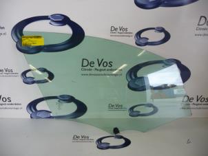 Gebruikte Portierruit 4Deurs rechts-voor Peugeot 508 Prijs € 45,00 Margeregeling aangeboden door De Vos Onderdelen