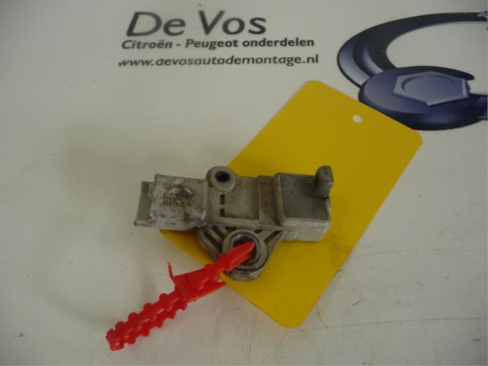 Gebruikte BDP Sensor Peugeot 3008 I (0U/HU) 2.0 HDiF 16V Prijs € 15,00 Margeregeling aangeboden door De Vos Onderdelen