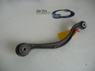 Gebruikte Reactiestang links-achter Peugeot 508 Prijs € 45,00 Margeregeling aangeboden door De Vos Onderdelen