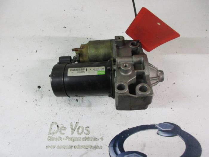 Gebruikte Startmotor Peugeot 607 (9D/U) 2.9 V6 24V Prijs € 90,00 Margeregeling aangeboden door De Vos Onderdelen