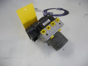 Gebruikte ABS Pomp Peugeot 508 Prijs € 160,00 Margeregeling aangeboden door De Vos Onderdelen