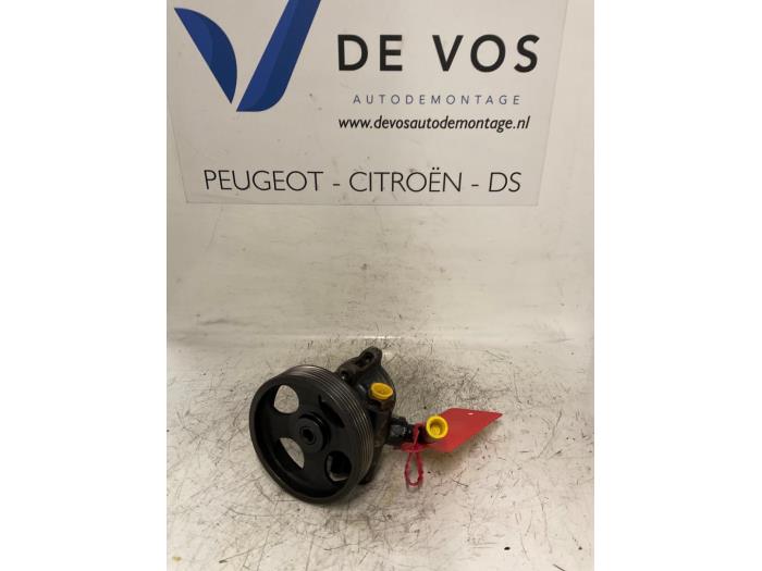Gebruikte Pomp Servo Citroen Xsara Coupé (N0) 1.9 TD X Prijs € 90,00 Margeregeling aangeboden door De Vos Onderdelen