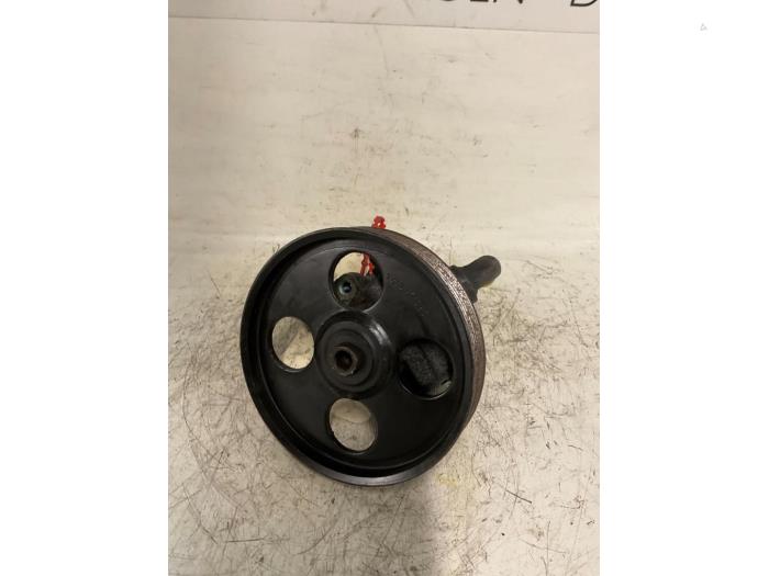 Gebruikte Servopomp Peugeot 306 (7D) 1.8 Prijs € 70,00 Margeregeling aangeboden door De Vos Onderdelen