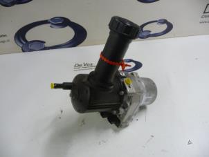 Gebruikte Servopomp Peugeot 3008 Prijs € 160,00 Margeregeling aangeboden door De Vos Onderdelen