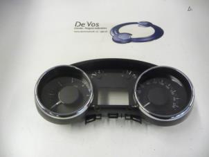 Gebruikte Kilometerteller KM Peugeot 3008 Prijs € 200,00 Margeregeling aangeboden door De Vos Onderdelen