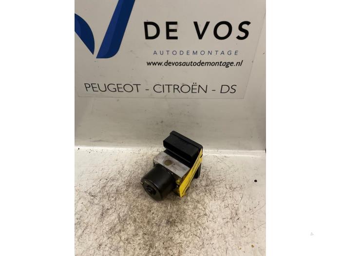 Gebruikte ABS Pomp Citroen C5 I Berline (DC) 3.0 V6 24V Prijs € 90,00 Margeregeling aangeboden door De Vos Onderdelen