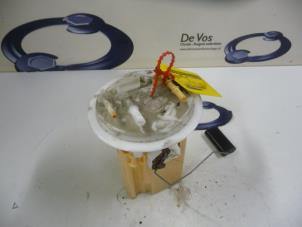 Gebruikte Tank element Pomp Citroen C5 Prijs € 70,00 Margeregeling aangeboden door De Vos Onderdelen