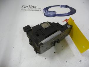 Gebruikte Deurslot Mechaniek 4Deurs rechts-voor Citroen Jumper Prijs € 35,00 Margeregeling aangeboden door De Vos Autodemontagebedrijf