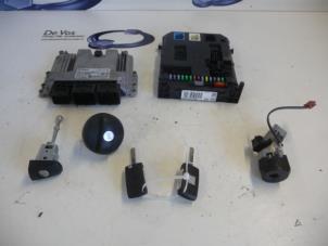 Gebruikte Computer Motormanagement Citroen C3 Picasso Prijs € 350,00 Margeregeling aangeboden door De Vos Onderdelen