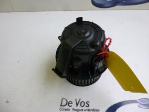 Gebruikte Chaufage Ventilatiemotor Citroen C3 (SC) 1.6 HDi 92 Prijs € 55,00 Margeregeling aangeboden door De Vos Autodemontagebedrijf